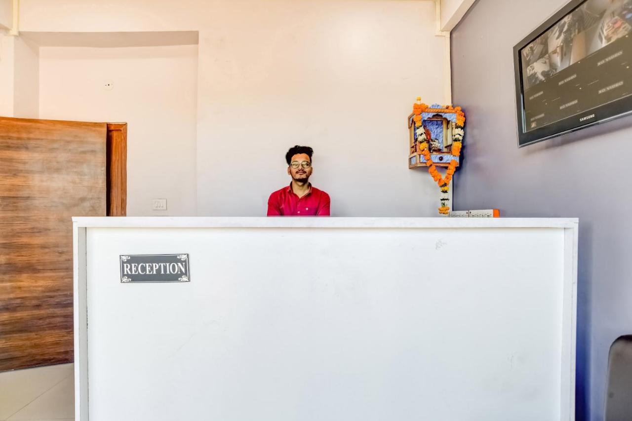 Spot On 76764 Hotel Lux Indore Exterior photo